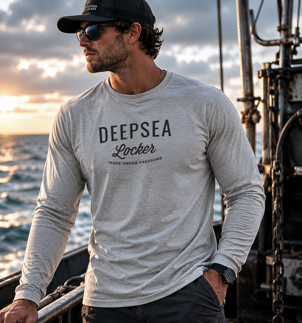 Dead in the Water™ / Men’s Long Sleeve Shirt